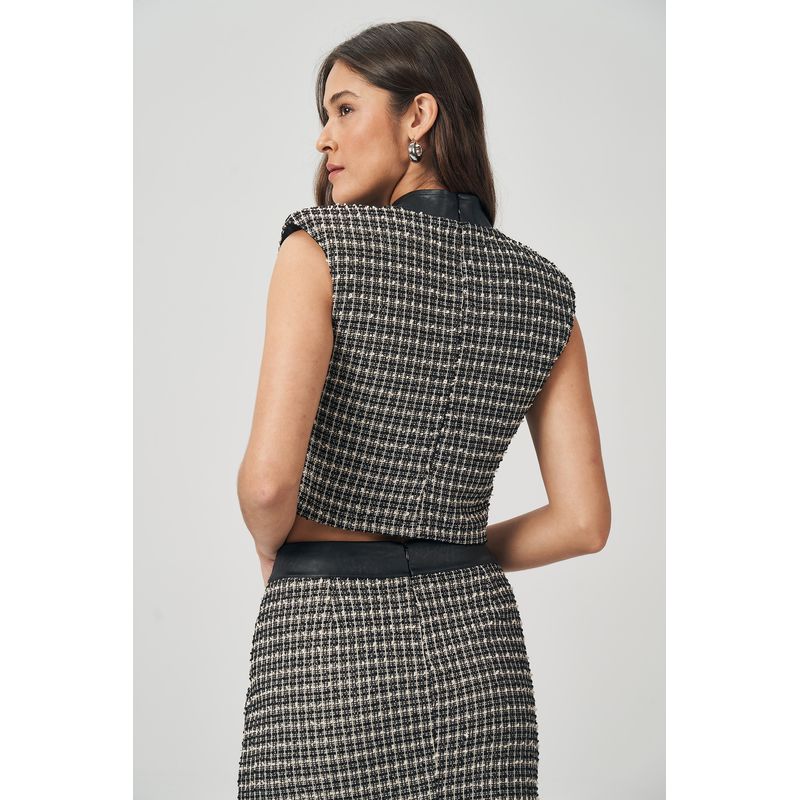 Blusa-Gola-PU-Feminina-Acostamento