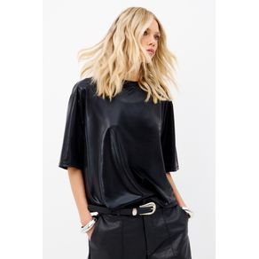 T-Shirt-Efeito-Glossy-Feminina-Inblanche T-Shirt-Efeito-Glossy-Feminina-Inblanche