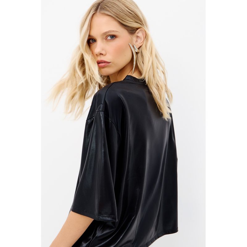 T-Shirt-Efeito-Glossy-Feminina-Inblanche