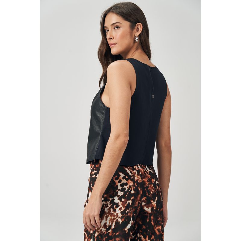 Blusa-Frente-PU-Feminina-Acostamento