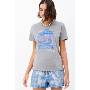 T-Shirt-Believing-Feminina-Inblanche T-Shirt-Believing-Feminina-Inblanche