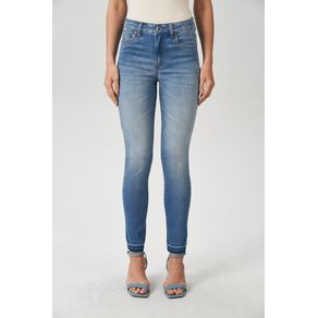 Calca-Jeans-Skinny-Barra-Desfeita-Feminina-Acostamento