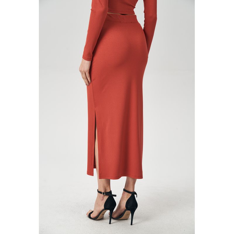 Saia-Longa-com-Fenda-Feminina-Acostamento