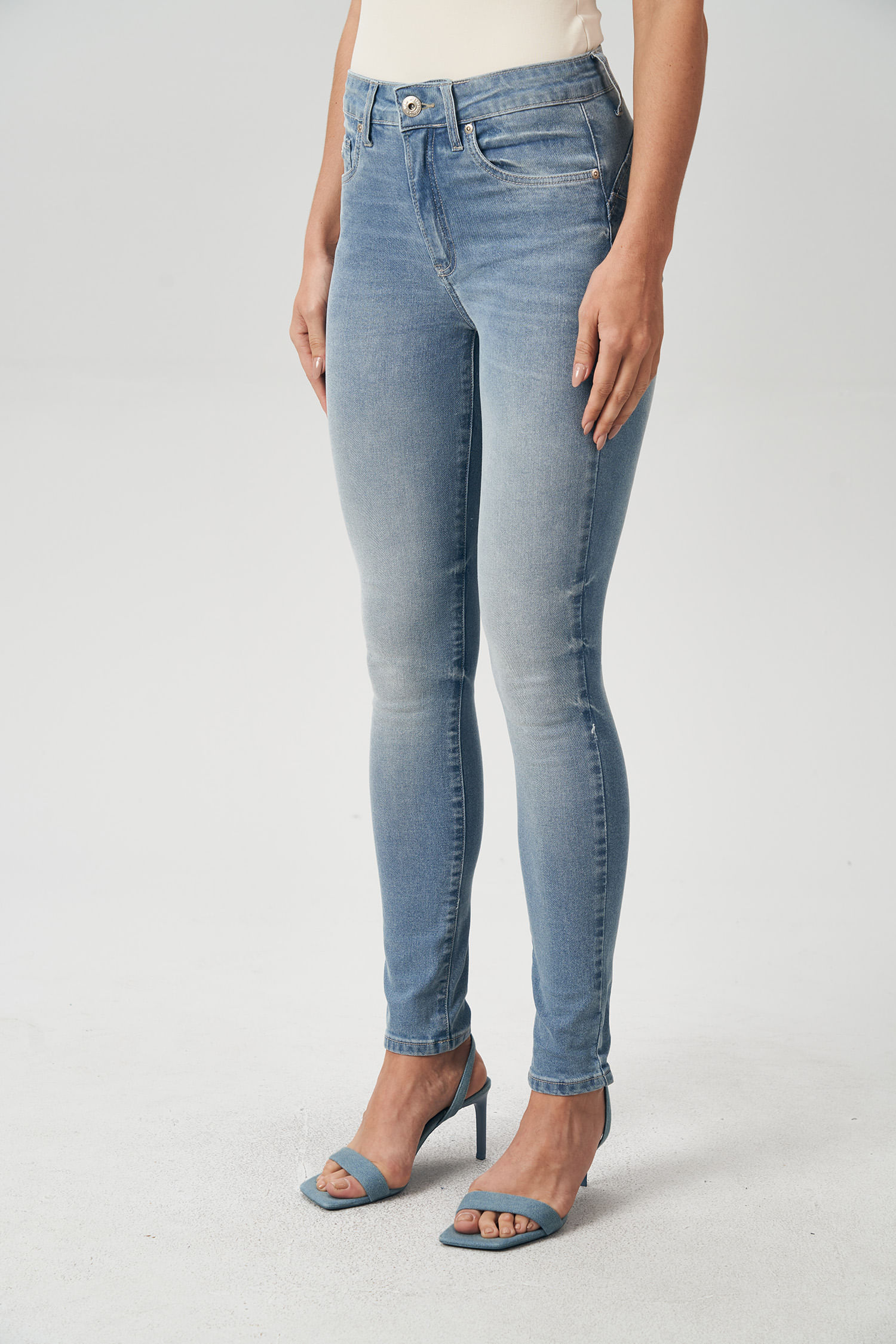 Calça Jeans Skinny Sculpted Feminina Acostamento