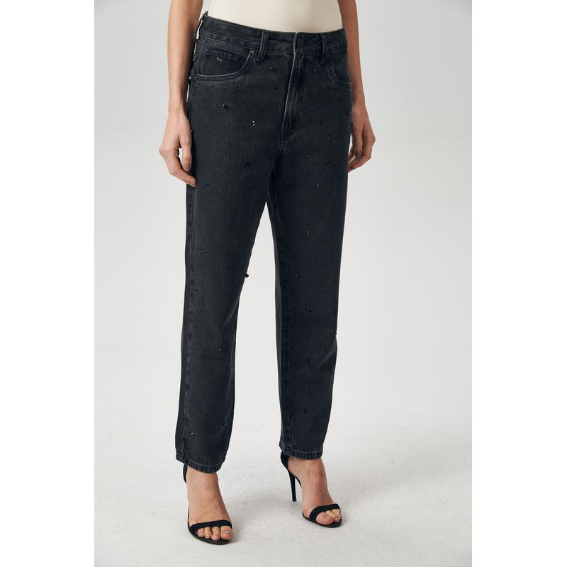 Calca-Jeans-Boyfriend-Aplicacoes-Feminina-Acostamento