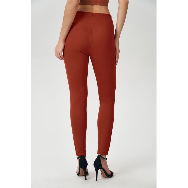 Calca-Fashion-Com-Nervura-Feminina-Acostamento