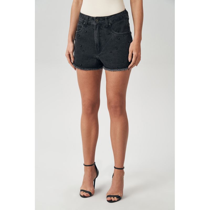 Short-Jeans-Boyfriend-Aplicacoes-Feminino-Acostamento