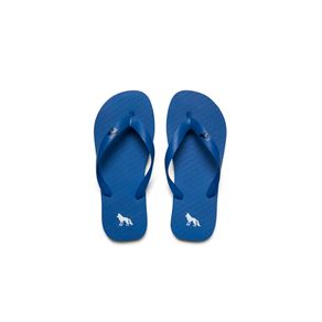 Chinelo-Wolf-Local-Young-Menino-Acostamento