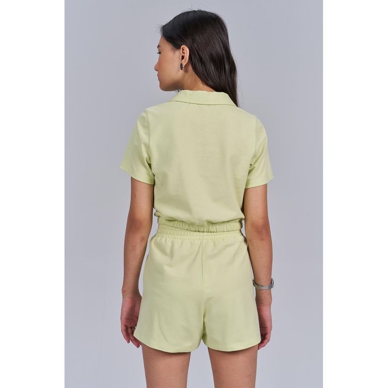 Polo-Acinturada-Young-Menina-Acostamento