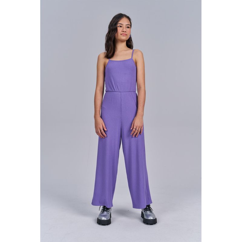 Macacao-Vibrant-Young-Menina-Acostamento