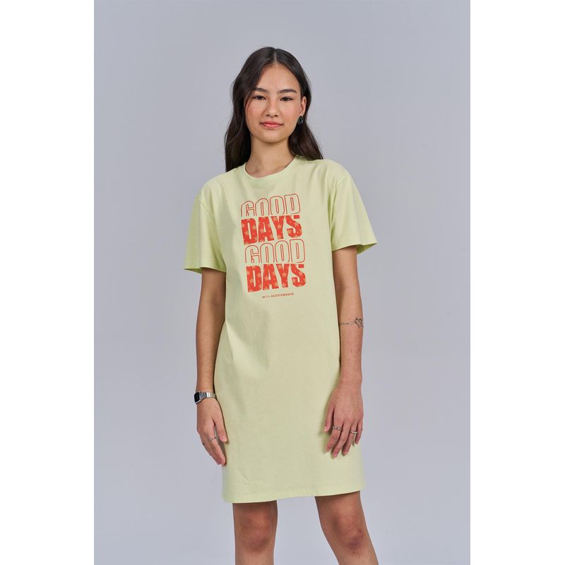 Vestido-Good-Days-Young-Menina-Acostamento
