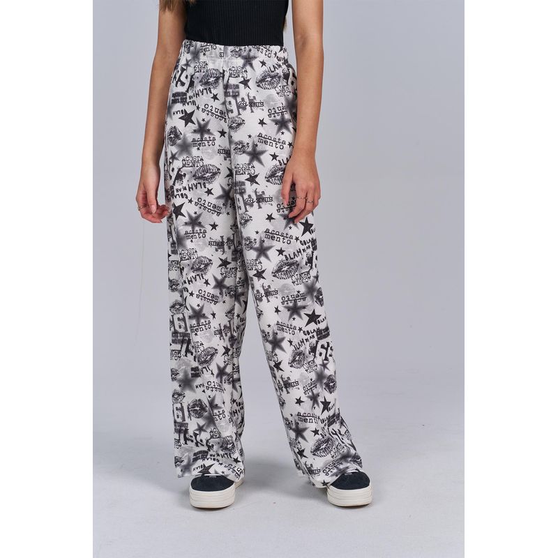 Calca-Moletom-Fashion-Young-Menina-Acostamento