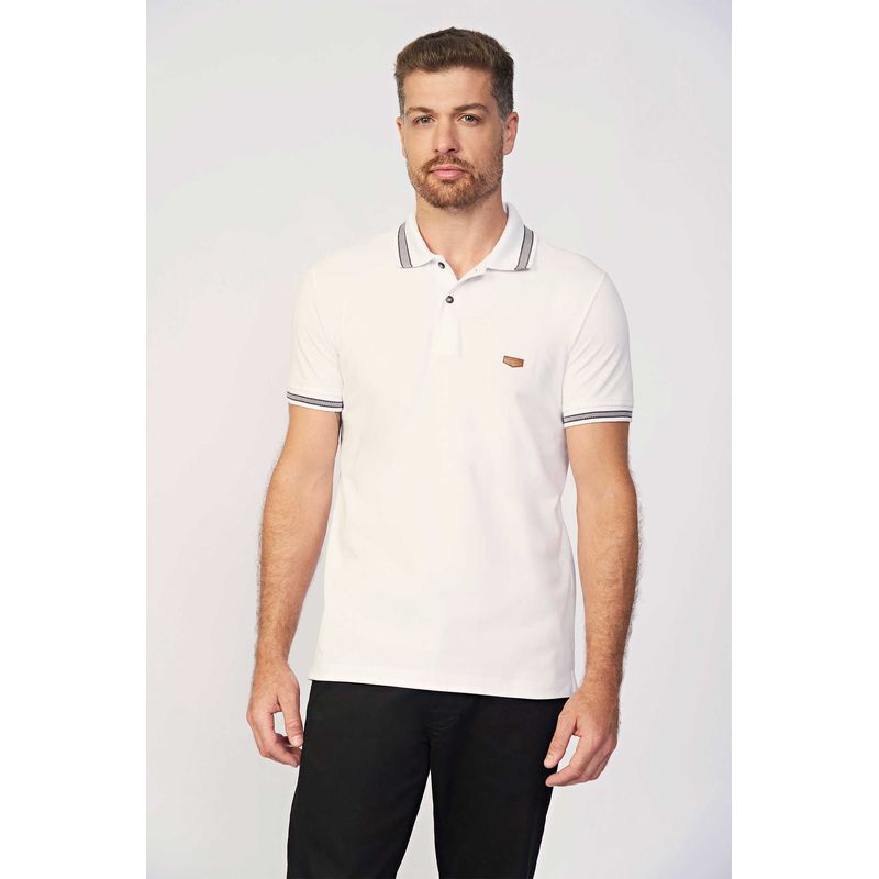 Polo-Detail-Minimalista-Masculina-Acostamento
