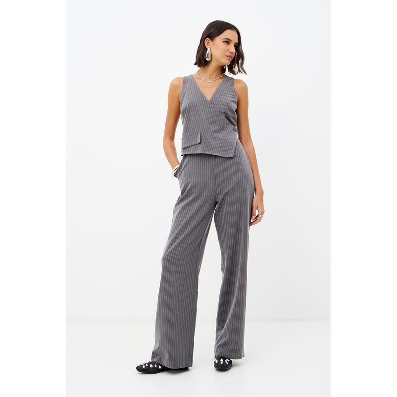 Macacao-Alfaiataria-Risca-Giz-Feminino-Inblanche