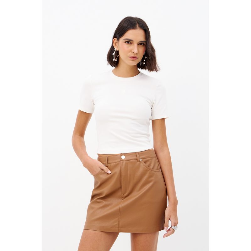 T-Shirt-Basic-Emblema-Central-Feminina-Inblanche