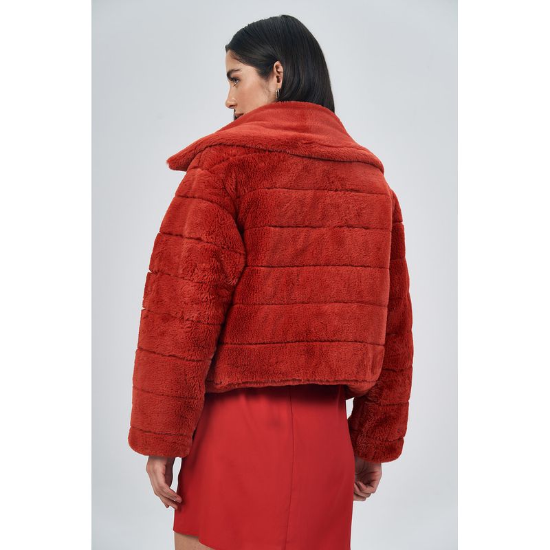 Jaqueta-Plush-Feminina-Acostamento