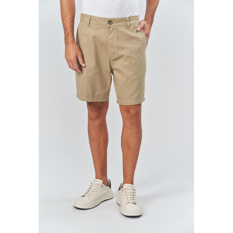 Bermuda-Chino-Masculina-Acostamento