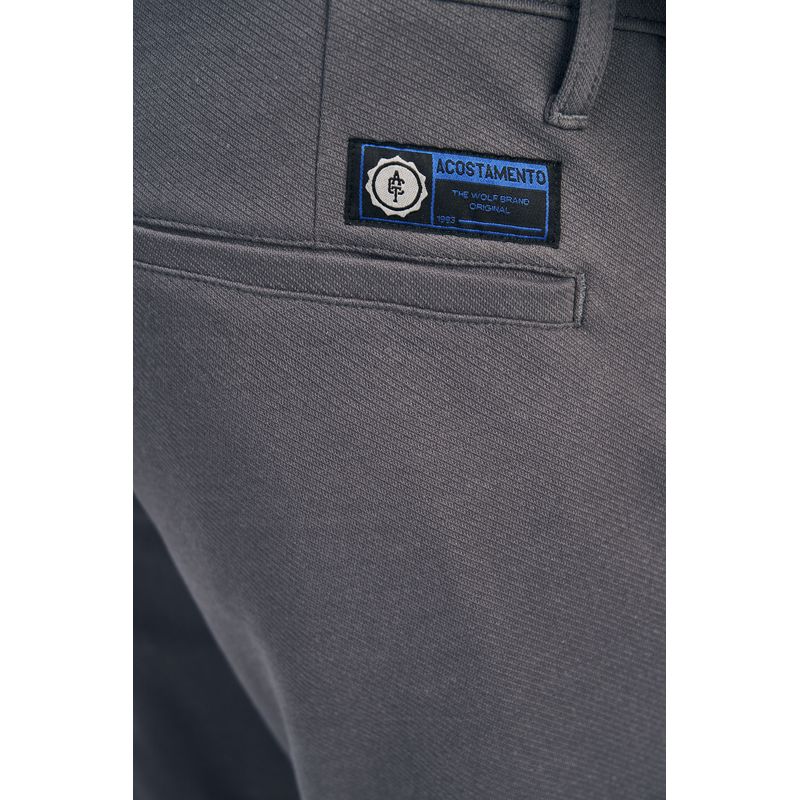 Calca-Chino-com-Nervura-Masculina-Acostamento