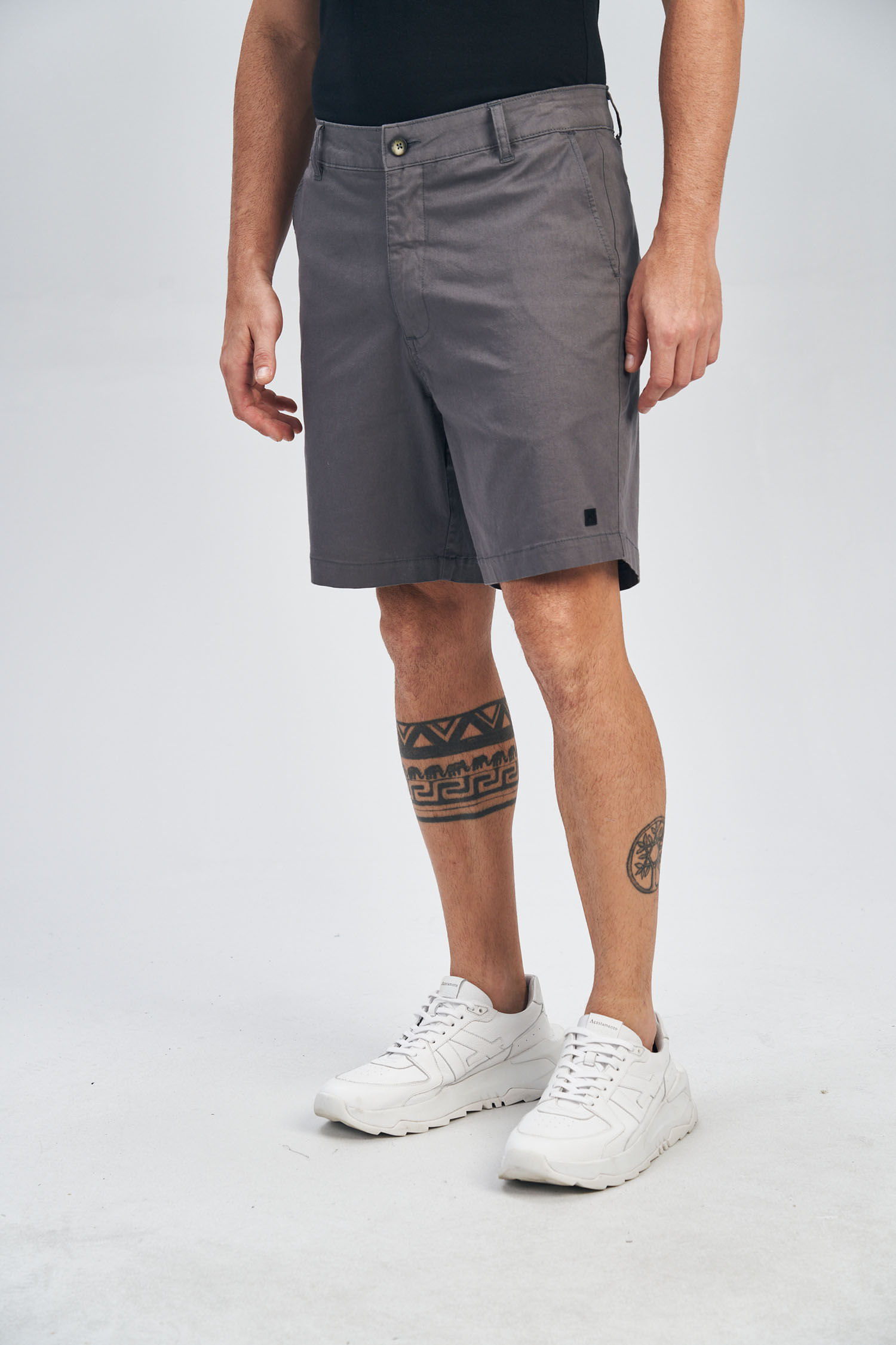 Bermuda Office Masculina Acostamento