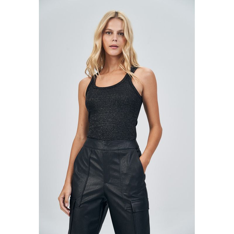Regata-Brilliance-Feminina-Acostamento