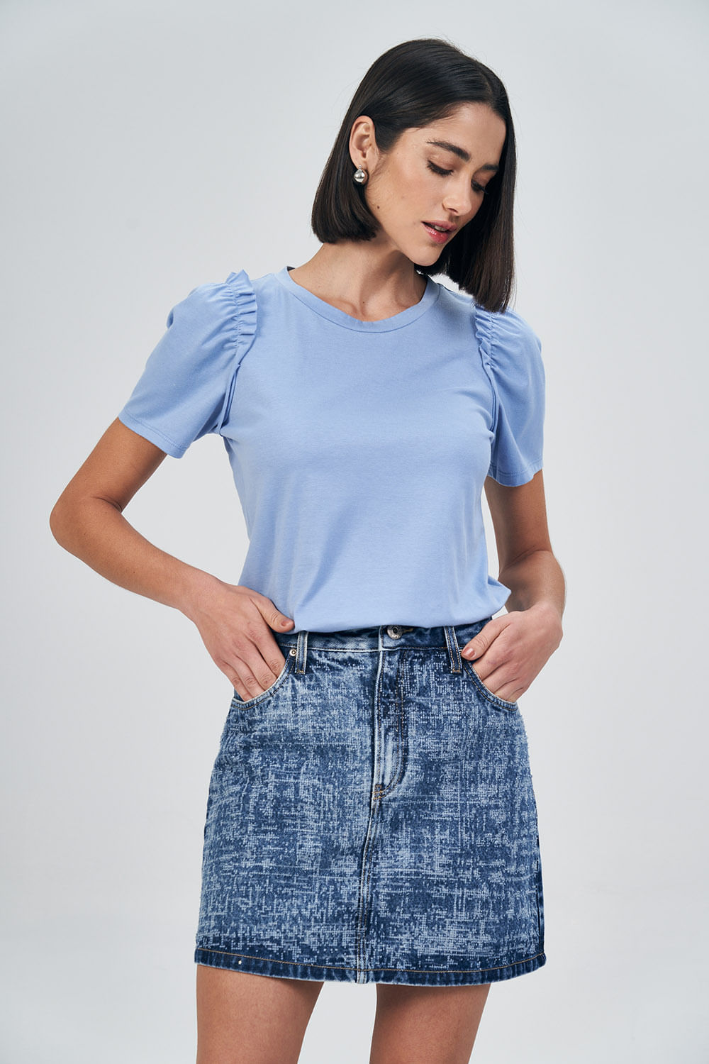 T-Shirt Detalhe Franzido Feminina Acostamento