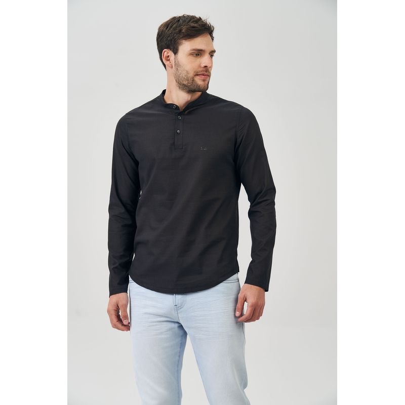 Bata-Essential-Masculina-Acostamento