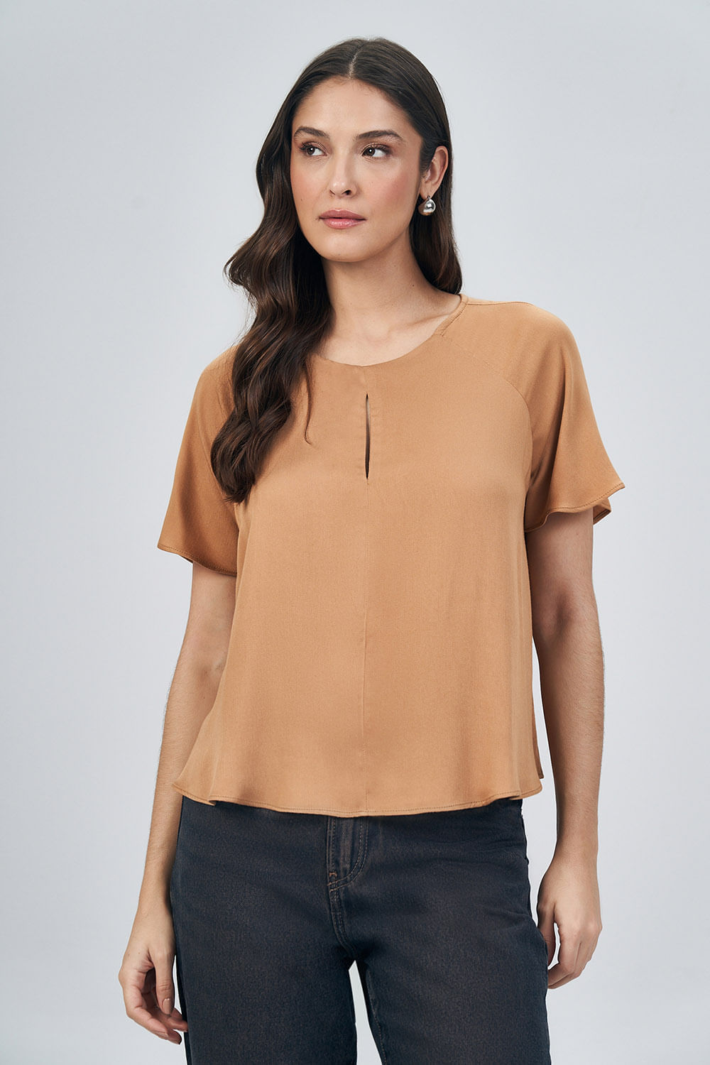 Blusa Abertura Frontal Feminina Acostamento