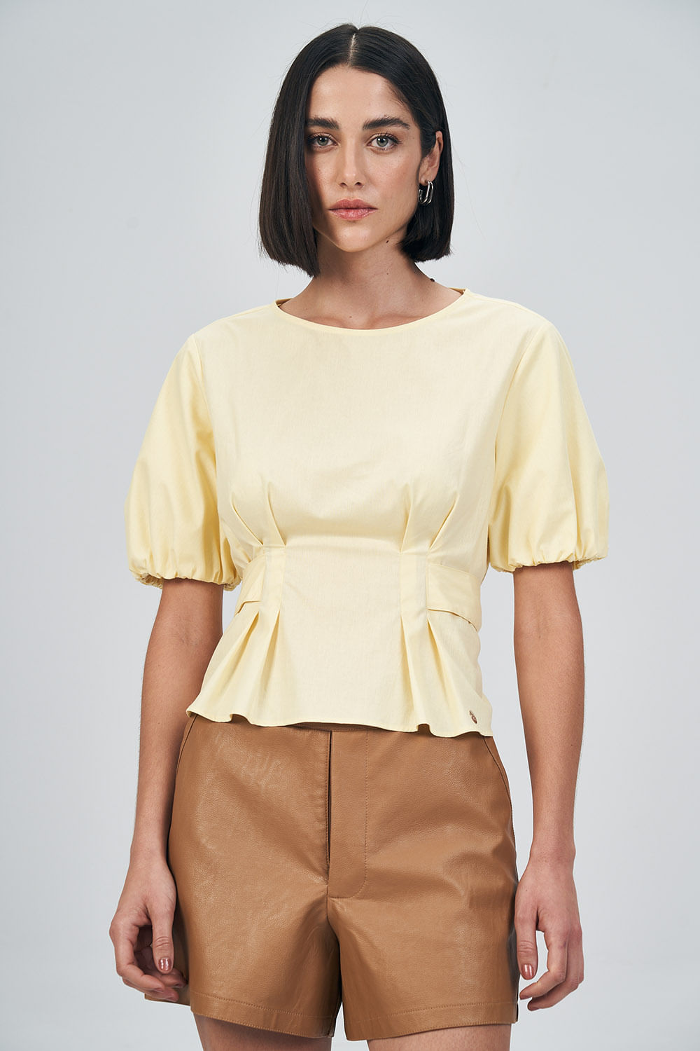 Blusa Com Prega e Faixa Feminina Acostamento