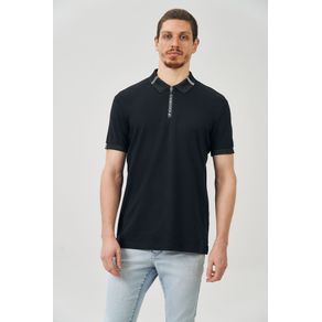 Polo-Ziper-Lettering-Masculina-Acostamento Polo-Ziper-Lettering-Masculina-Acostamento