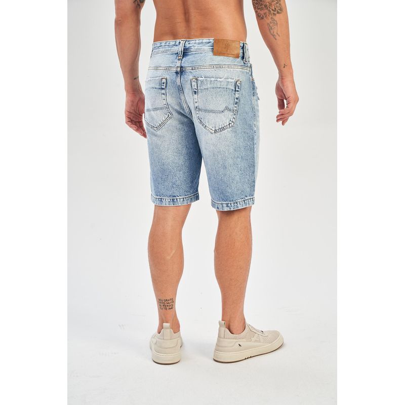 Bermuda-Jeans-Destroyed-Masculina-Acostamento