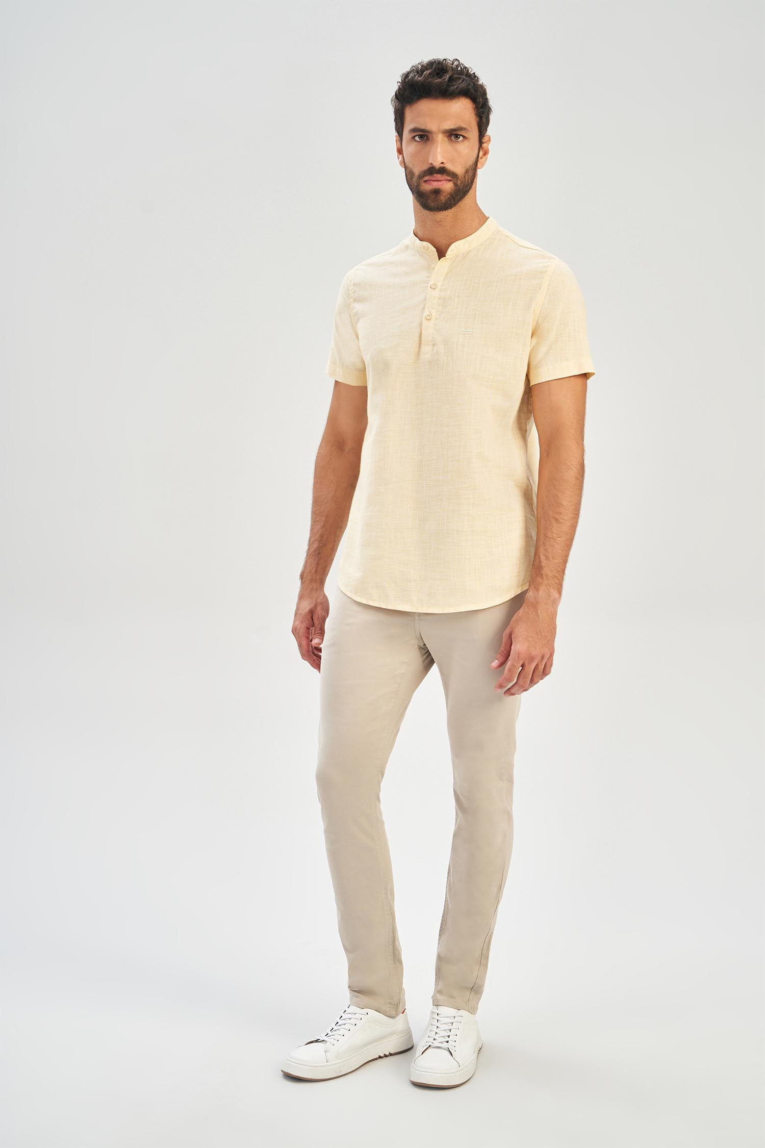 Bata Verano Masculina Acostamento