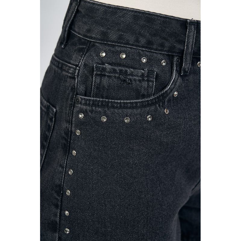 Short-Jeans-Classic-Aplicacoes-Feminino-Acostamento