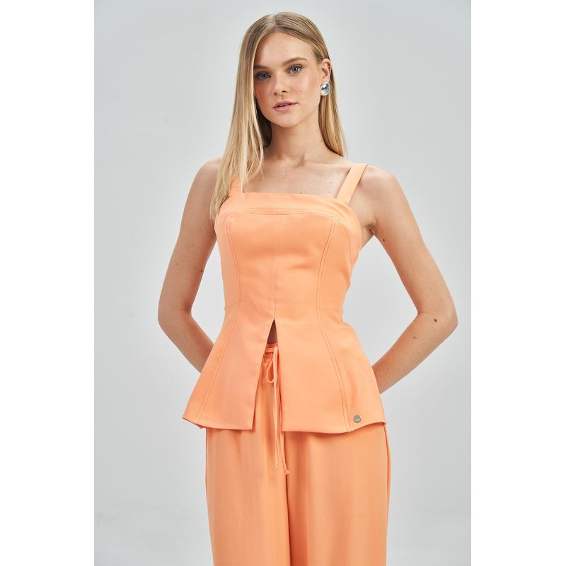 Blusa-com-Fenda-Feminina-Acostamento