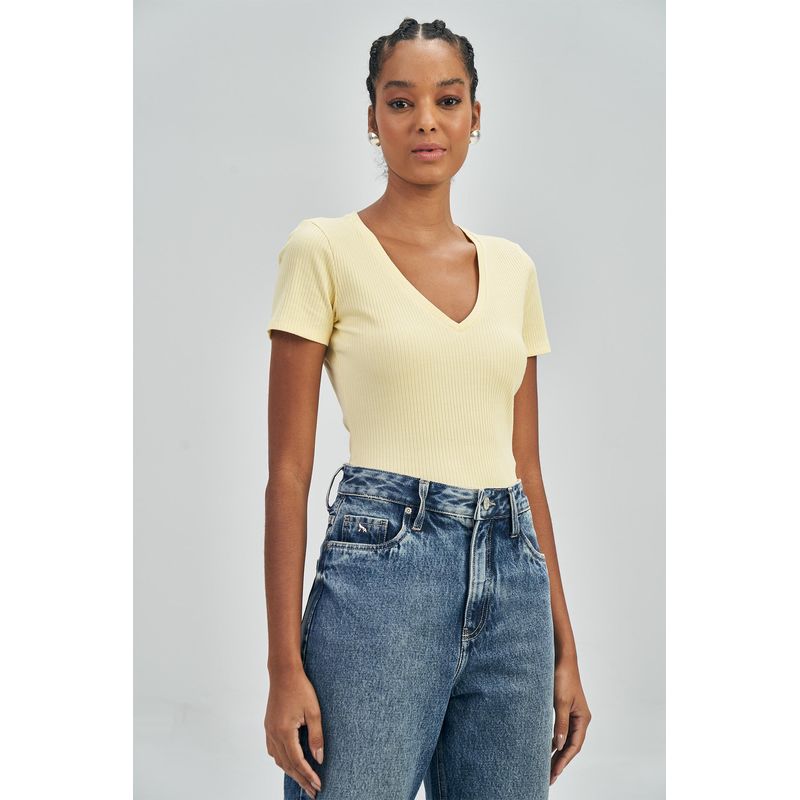 Blusa-Canelada-Gola-V-Feminina-Acostamento