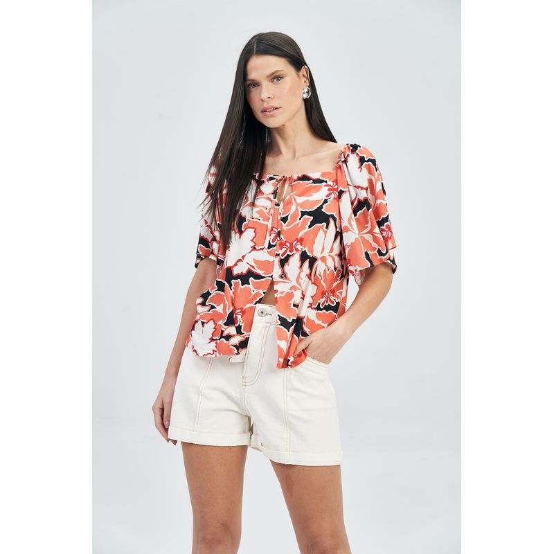 Blusa-Fluida-com-Fenda-Feminina-Acostamento