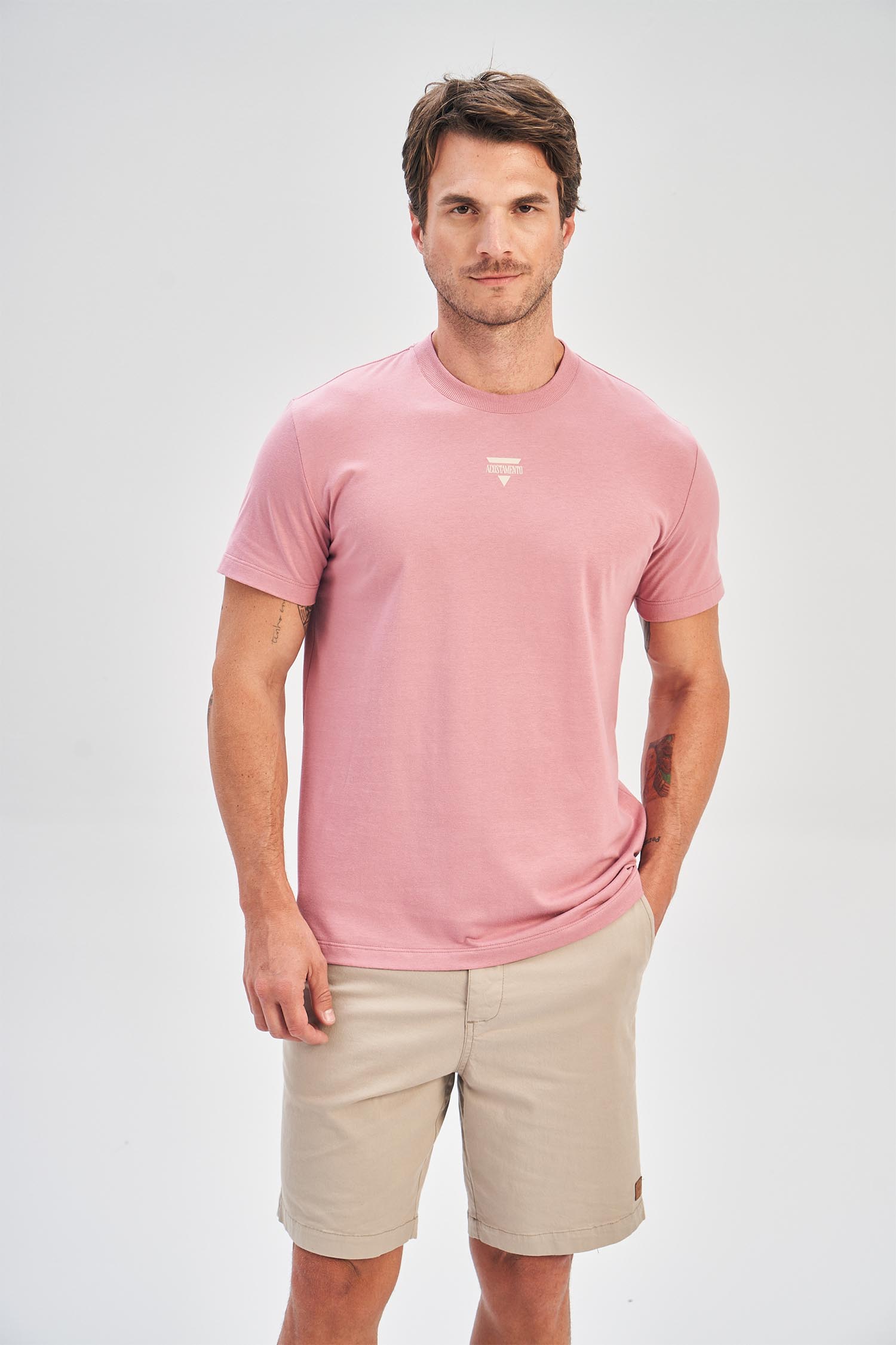 Camiseta Formas em Lobo Masculina Acostamento