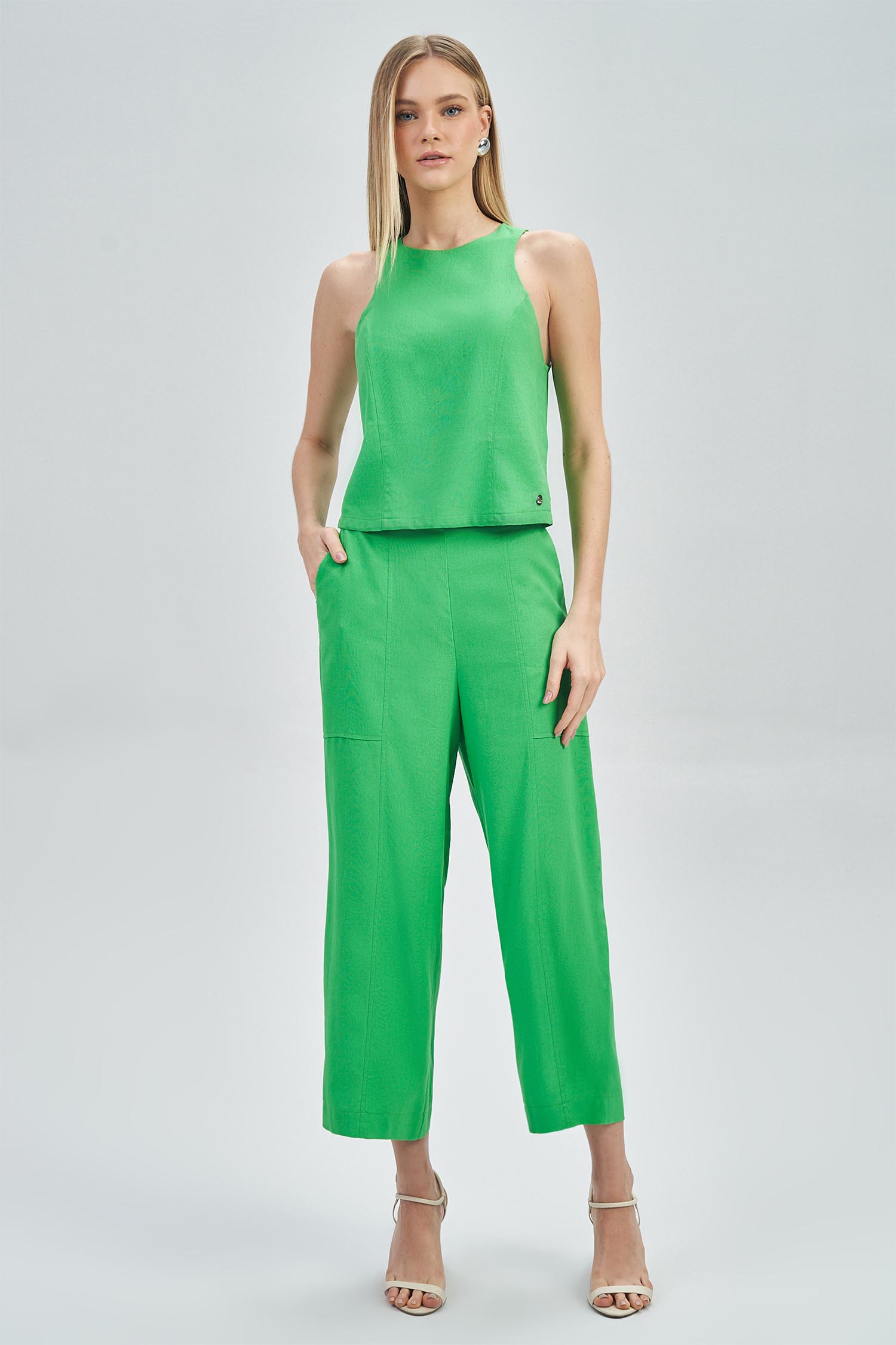 Calça Bolso Faca Sobreposto Feminina Acostamento