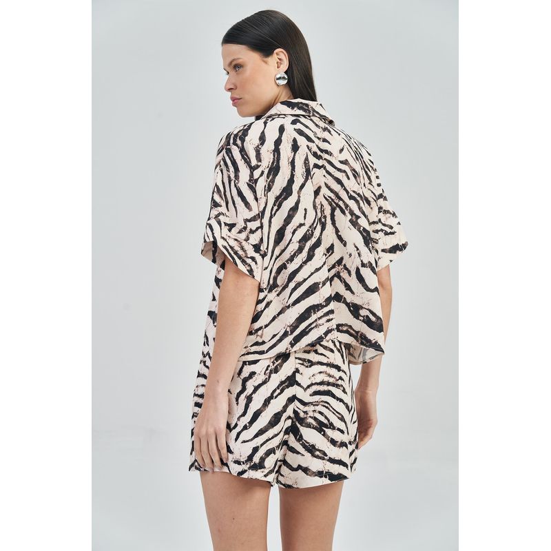 Camisa-Print-Barra-Assimetrica-Feminina-Acostamento