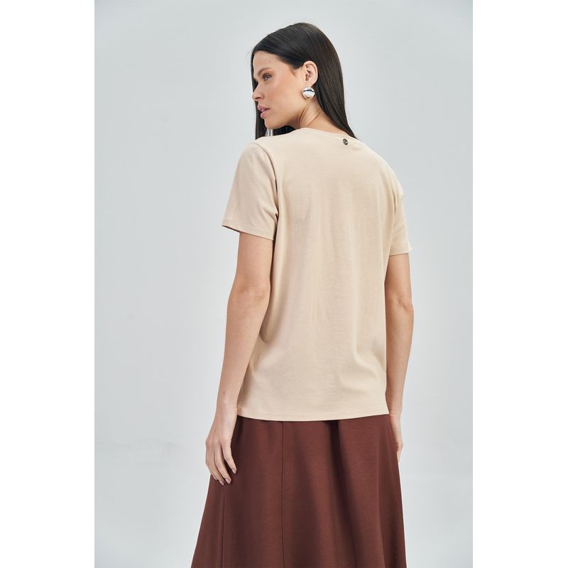 T-Shirt-Strong-Aplicacao-Feminina-Acostamento