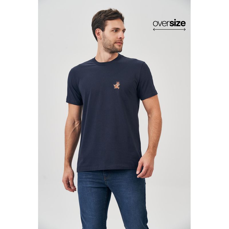 Camiseta-Lobo-em-Acao-Masculina-Oversize-Acostamento