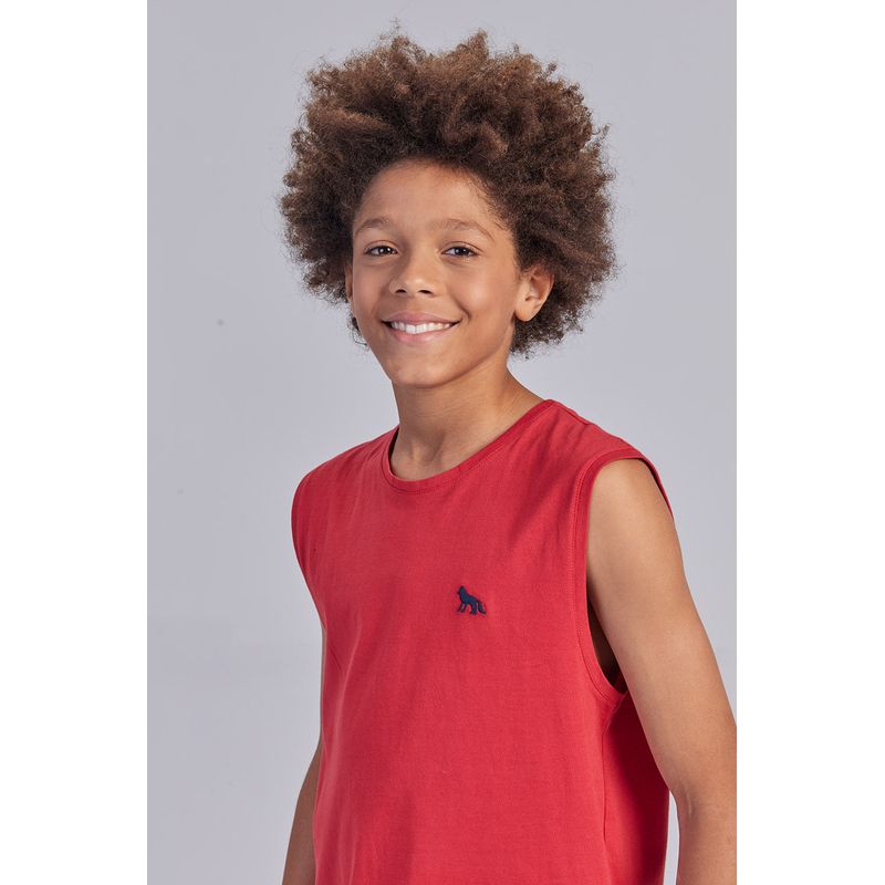 Regata-Essential-Young-Menino-Acostamento