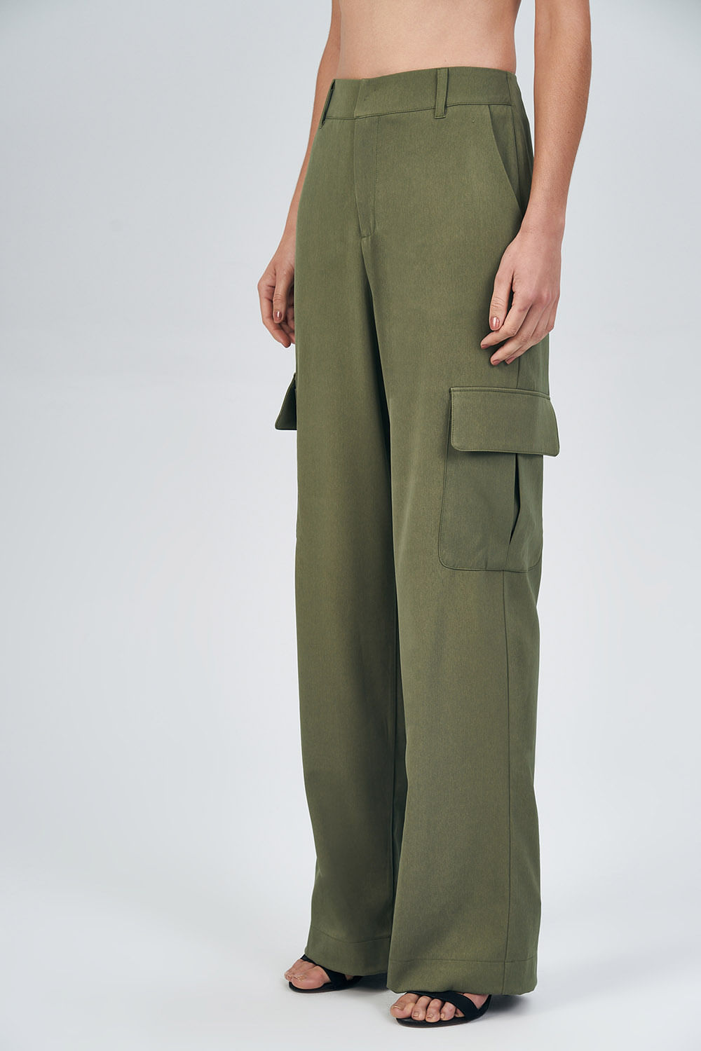 Calça Alfaiataria Cargo Feminina Acostamento