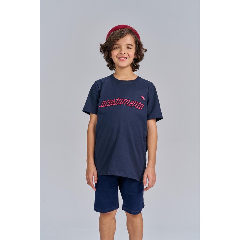 Camiseta-Bordado-Lettering-Menino-Acostamento-Next