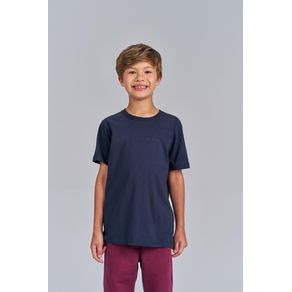 Camiseta-Minimalista-Menino-Acostamento-Next