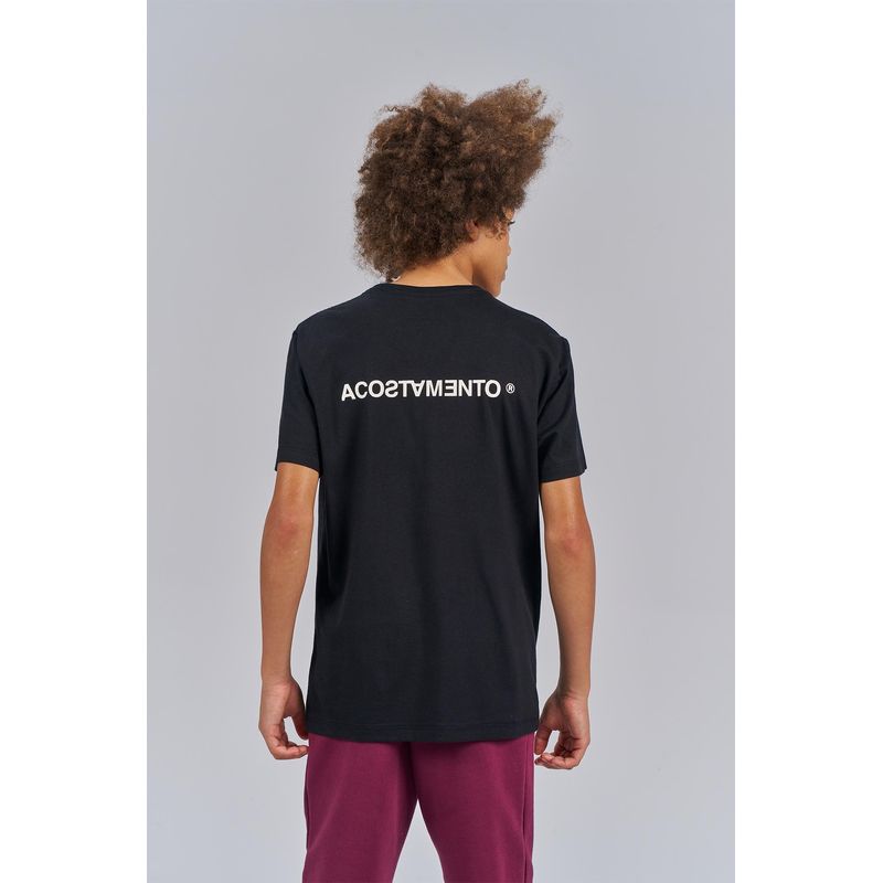 Camiseta-Letters-Invertido-Menino-Acostamento-Next