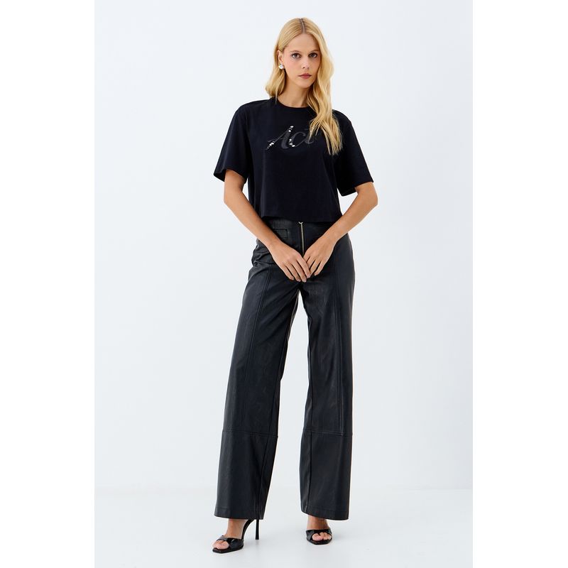 T-Shirt-Cropped-Bordado-com-Pedraria-ACT-Feminino