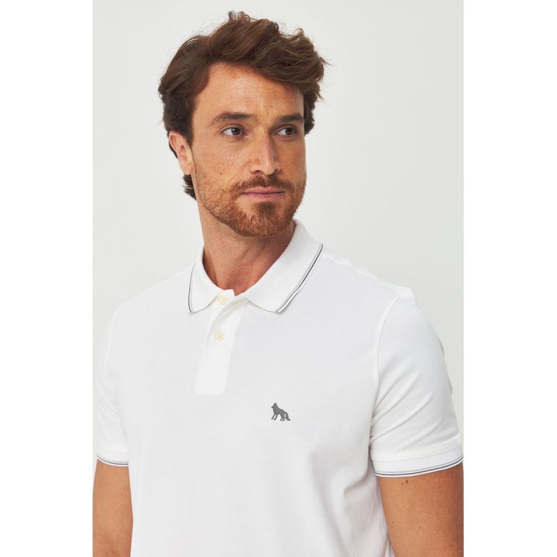 Polo-Basica-Detalhada-Masculina-Acostamento