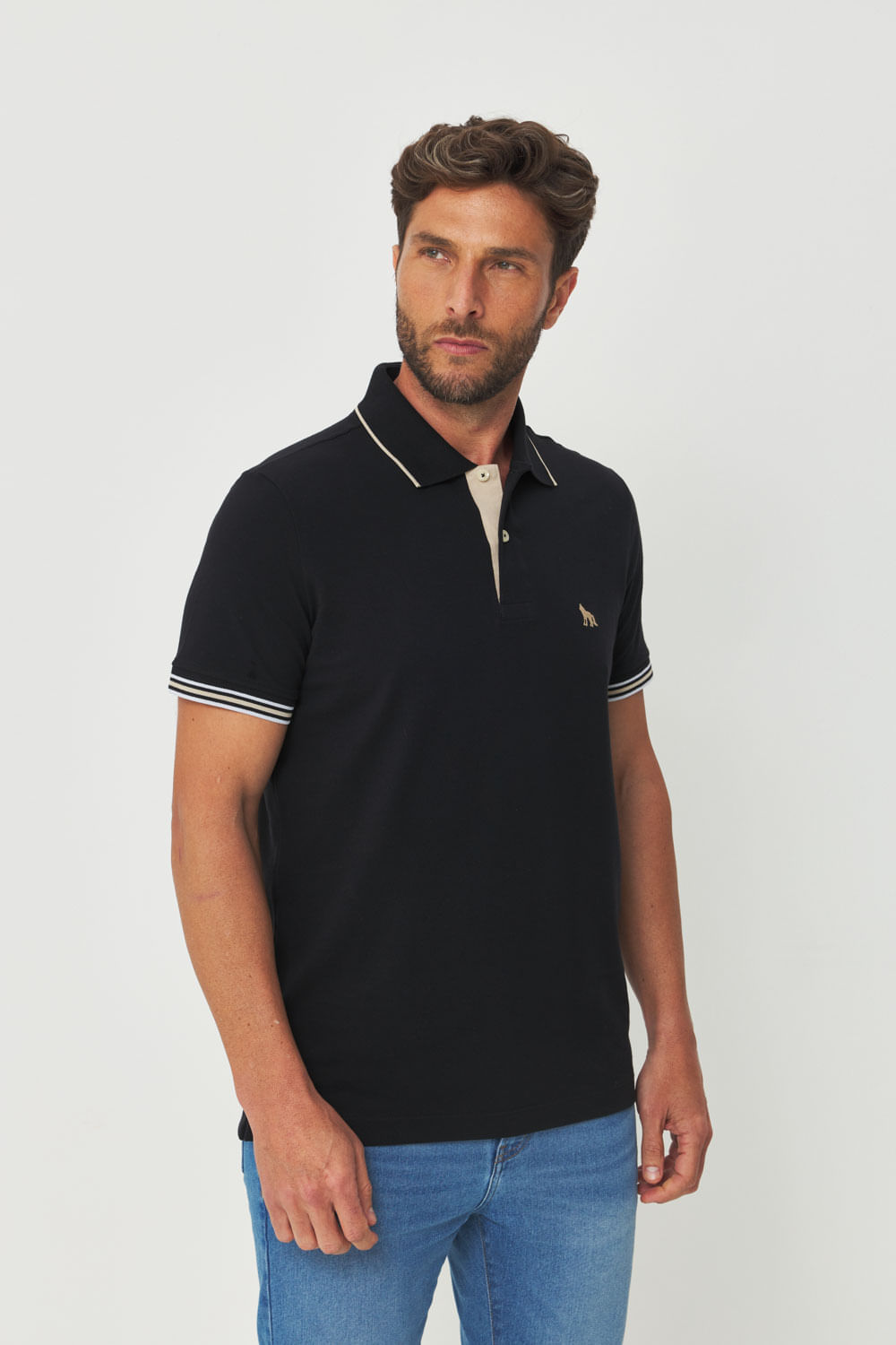 Polo Casual Detalhada Masculina Acostamento