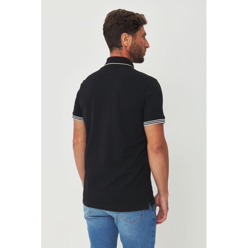 Polo-Casual-Detalhada-Masculina-Acostamento