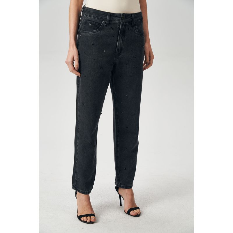 Calca-Jeans-Boyfriend-Aplicacoes-Feminina-Acostamento